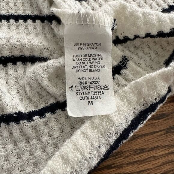 Altar’d State Short Sleeve Cardigan Open Front Waffle Knit Button Back Sz M - Picture 5 of 5